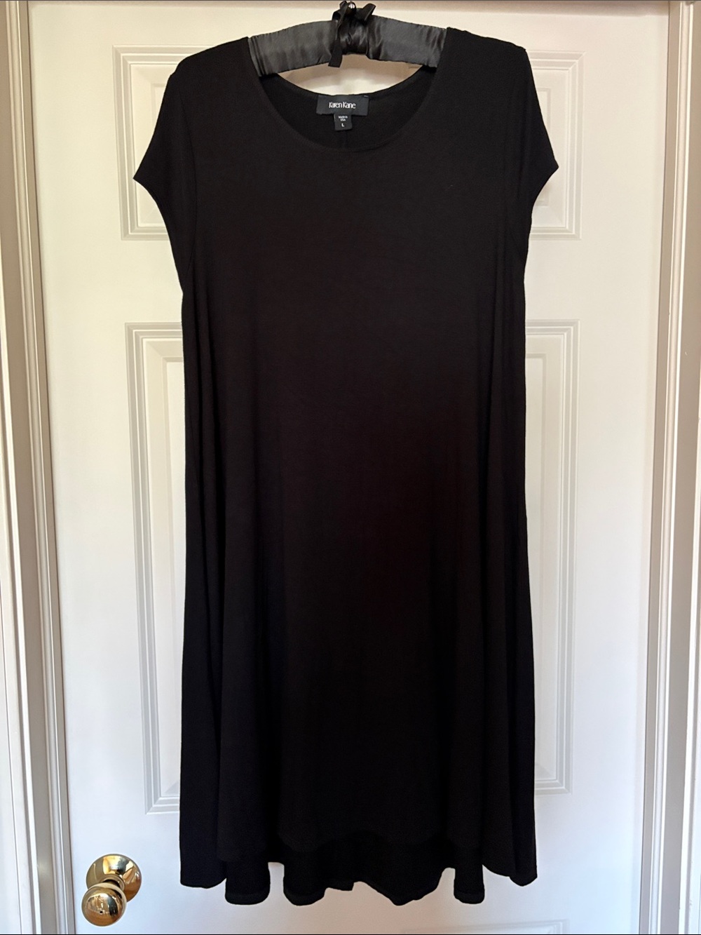 Karen Kane Black Swing Midi Tee Dress